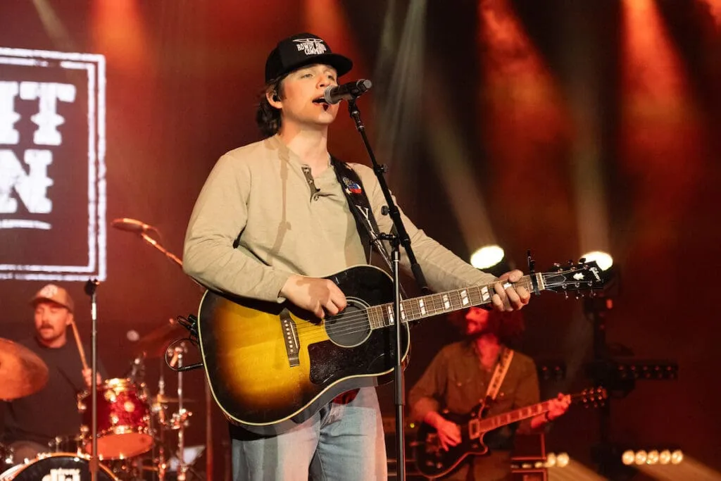 Vincent Mason tickets